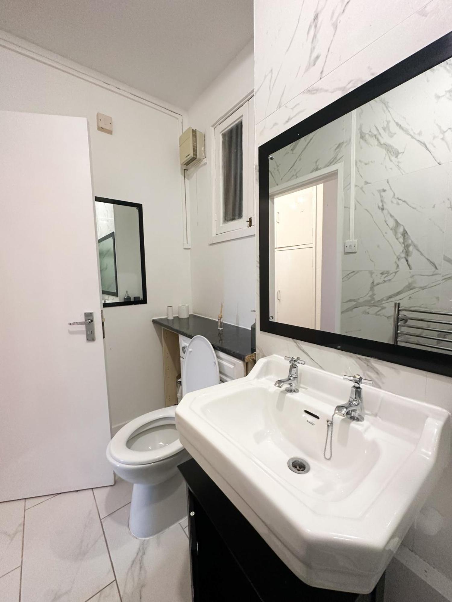לונדון Gatesden Apartment מראה חיצוני תמונה